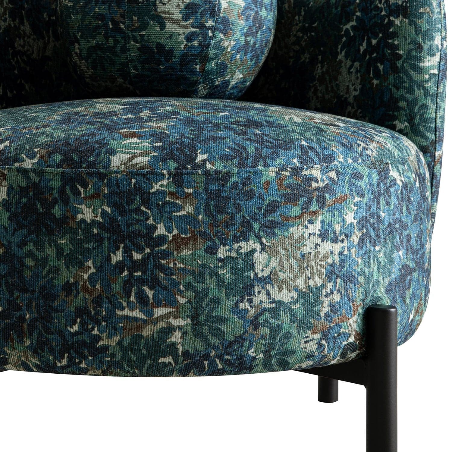 Amboise Armchair with Ball Cushion, Julien Linen Blend